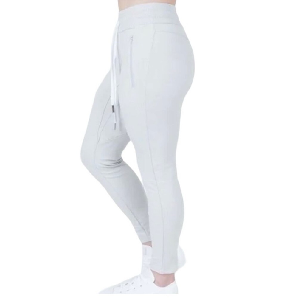 Rokwolf Womens Soft Gray Leggings